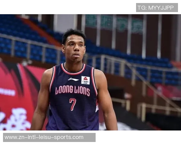 同曦官博祝铭震29岁生日快乐并宣布今夏续约顶薪计划