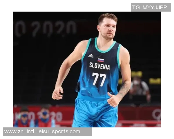 克鲁克斯在NCAA女篮赛中狂砍41分4篮板3助攻展现巨星风采